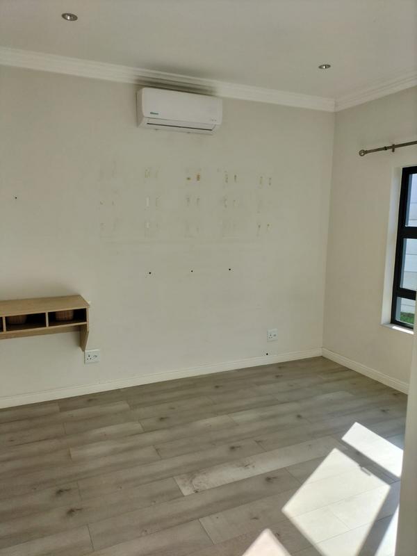 To Let 3 Bedroom Property for Rent in Parklands Western Cape